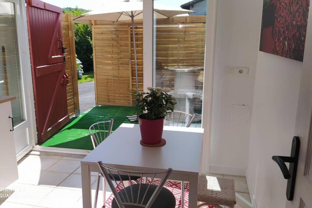 Appartement Tout Confort Au Calme Avec Jacuzzi Mouguerre Экстерьер фото
